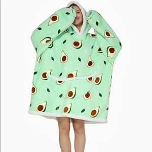 Winter Sherpa Wearable
Blanket Plush Fleece